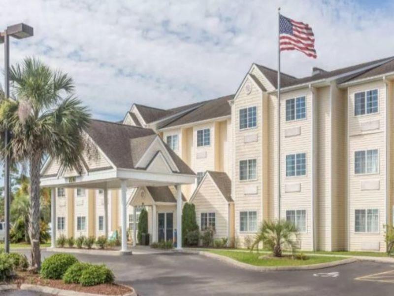 Microtel Inn & Suites By Wyndham Carolina Beach Buitenkant foto